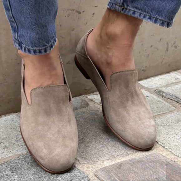 Dolce Vita Shoes - Dolce Vita Taupe Suede Slip-On Mule Flats Women’s Size 7